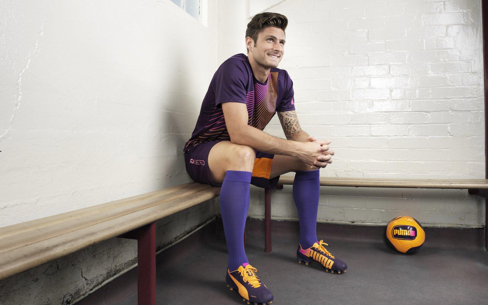 但明天，就要继续走上追求冠军的新路—新赛季征程开启，传奇未完待续