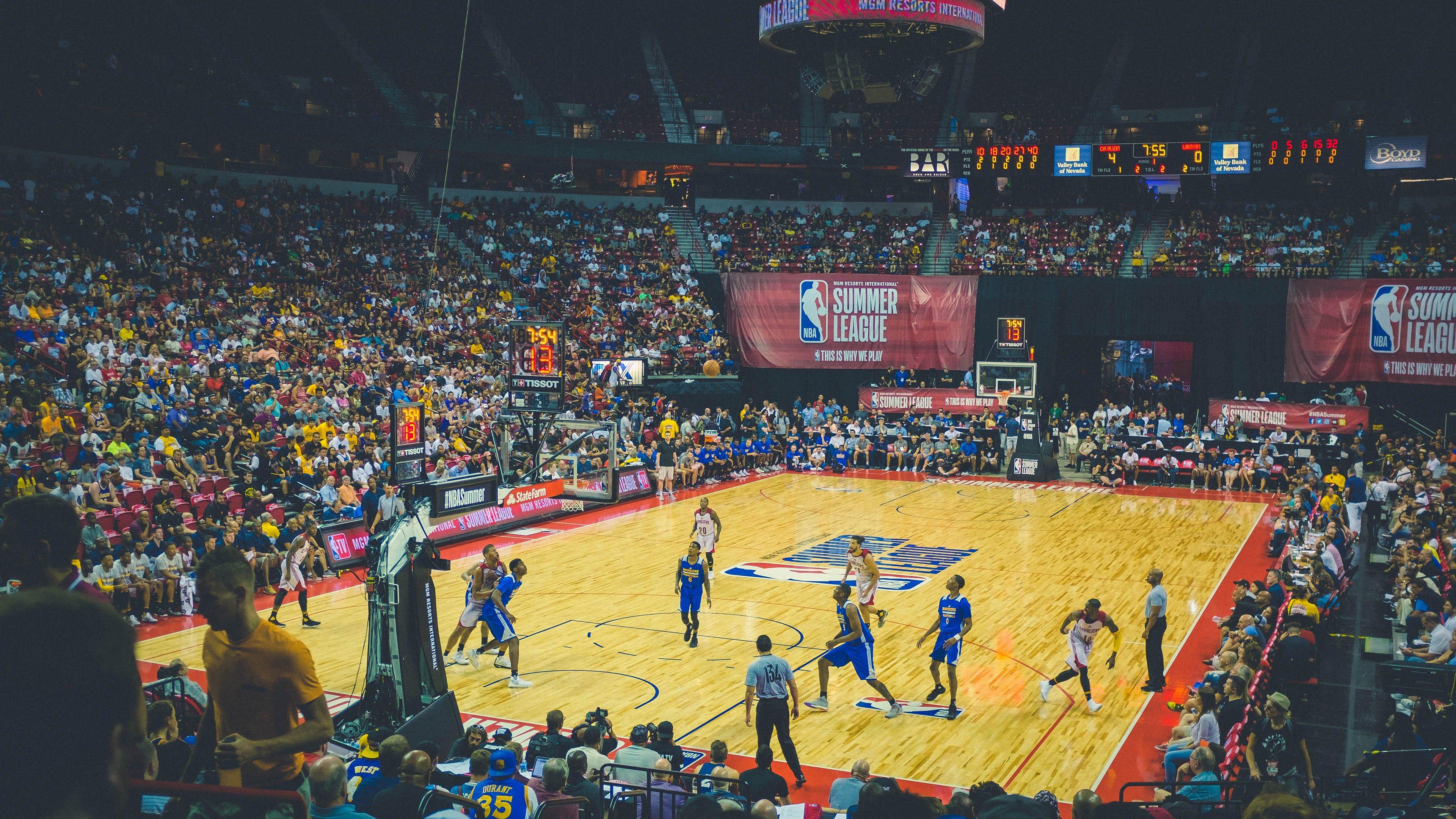 英超联盟严正警告，严查户口本球员身价注水，维护联赛财务公平